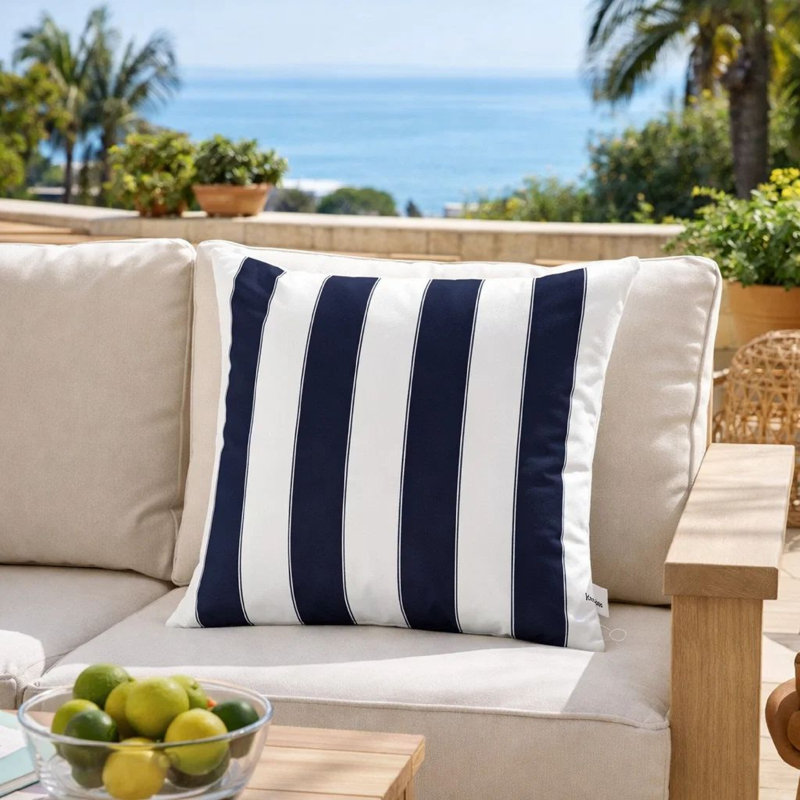 Housse de coussin Keo, rayures bleu marine et blanches, carré 20 po, Carré H 20 po x l 20 po, Blanc / Marine
