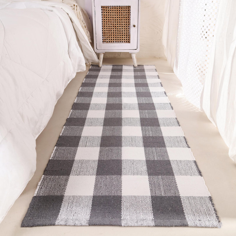 Buffalo Plaid Cliveden | 2' x 6' | Black & White, Grey, White