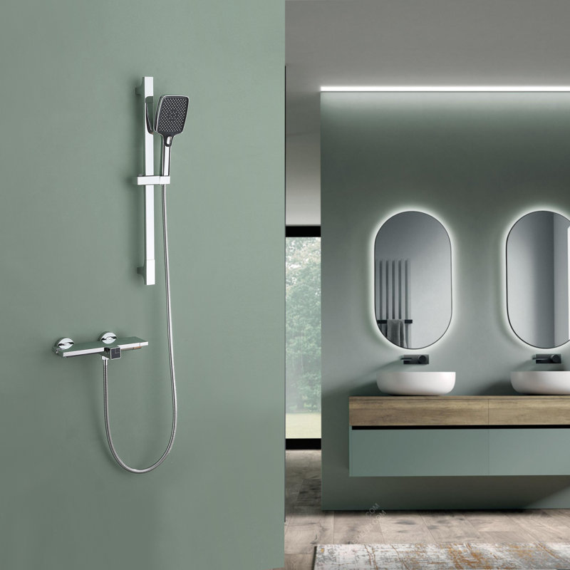 Bec de baignoire, Chrome poli