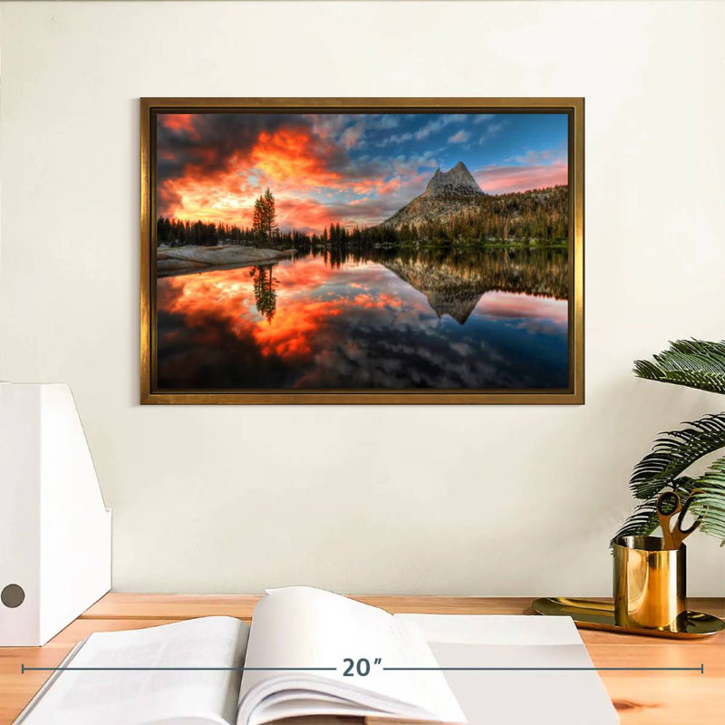 Coucher de soleil au parc Yosemite, Cadre flottant doré, 13 po x 9 po