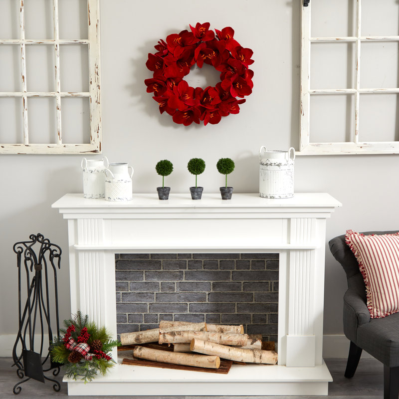 Faux Amaryllis Polyester 22'' Wreath