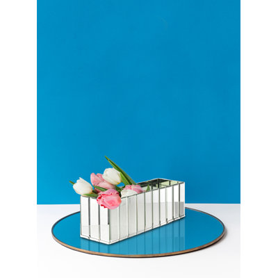 Jaylynn Glass Table Vase