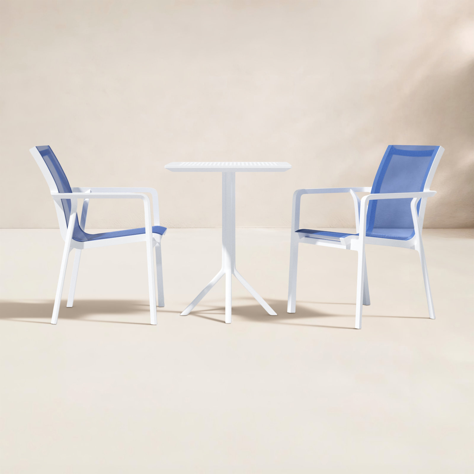 Farrah 24" Patio Bistro Set, White/Blue