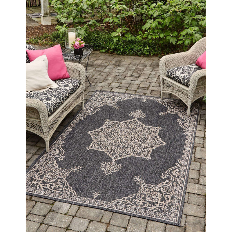 Tapis d'extérieur Nile couleur pierre foncée, Rectangle de 5 pi x 8 pi