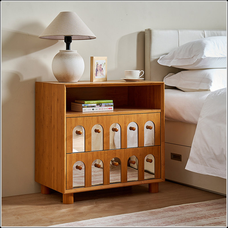 Table de chevet à deux tiroirs avec façades en miroir et poignées élégantes pour les chambres modernes, parfaites pour le rangement et le style.