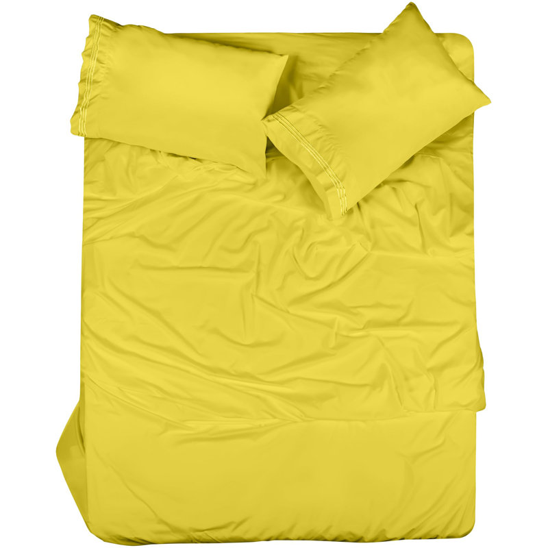 Royale Linens 4 Piece Sheets Set - Soft Brushed 1800 Microfiber Bedding - 1 Fitted and 1 Flat Sheet, 2 Pillow cases - Wrinkle Free & Fade Resistant - Hotel Luxury Bed Sheets Set