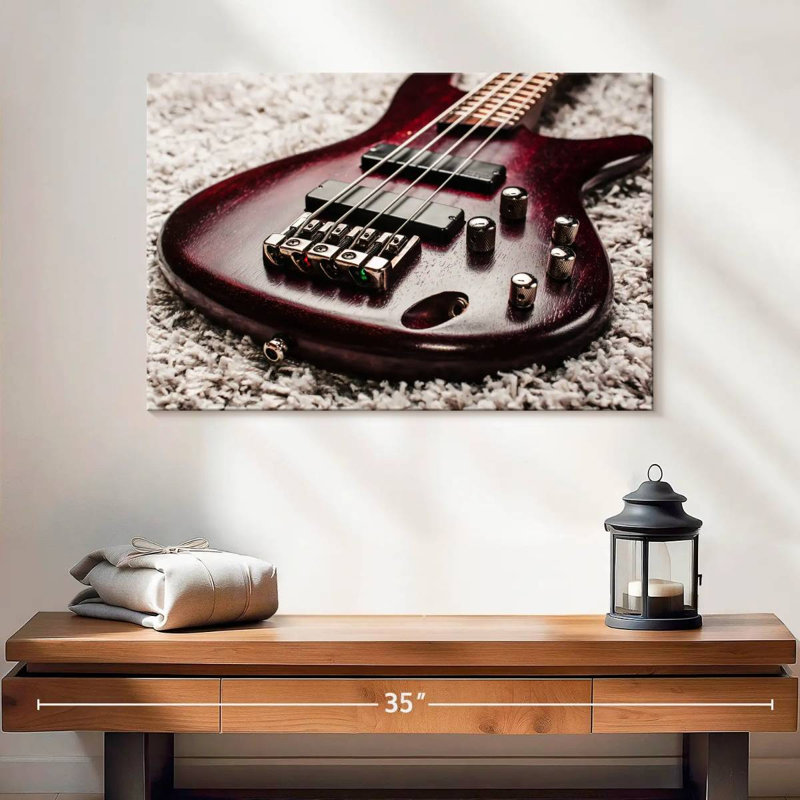 Guitare acajou, H 16 po x l 24 po