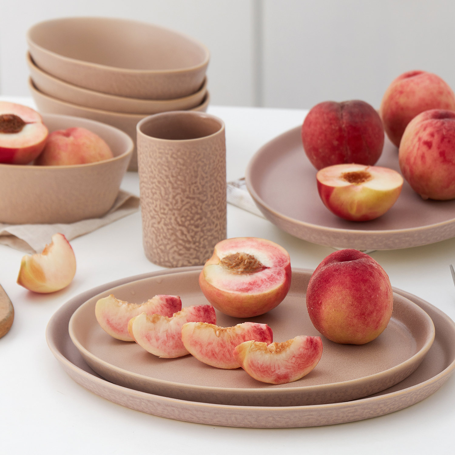 Katachi Stoneware Dinnerware Set, Pink