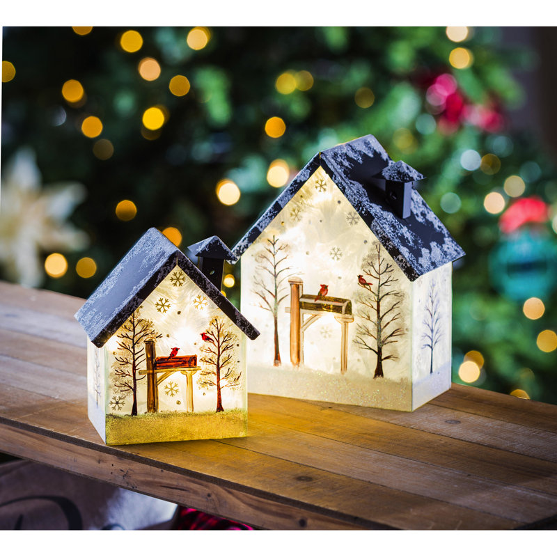 Maison avec décor de table scène d'hiver
