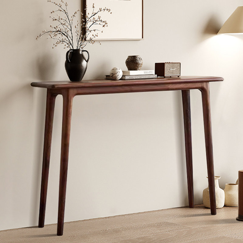 Chinese-style simple console table.