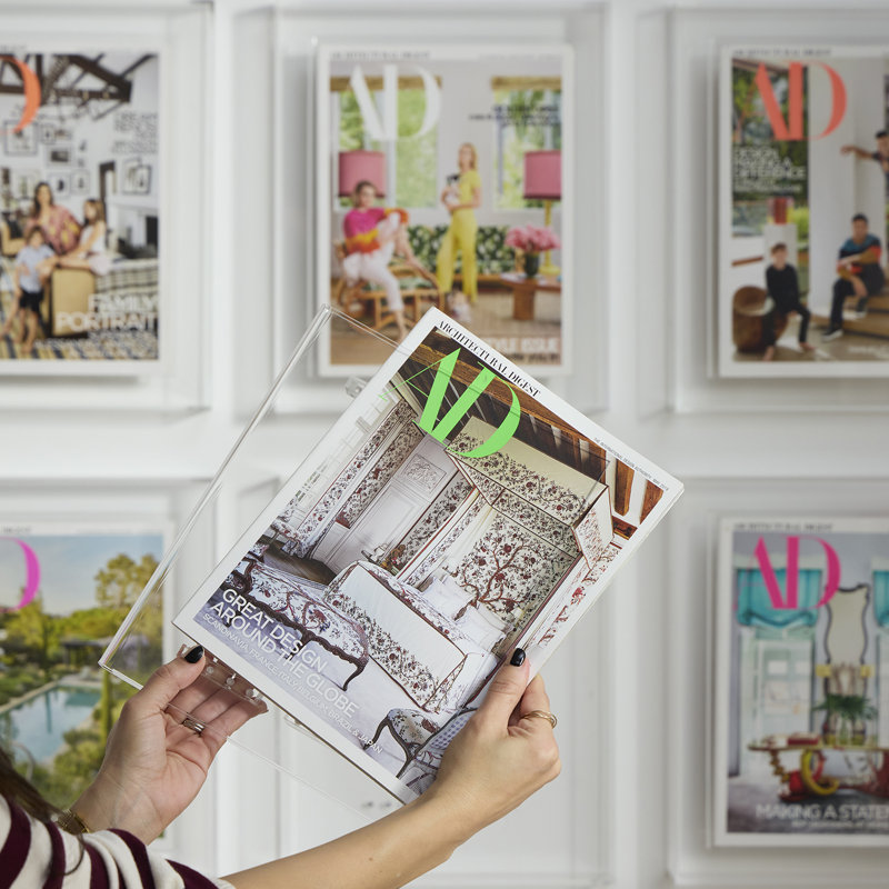 Magazine Float Frame for 8.5x11 Booklets, Clear