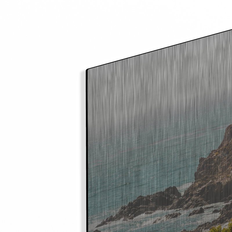 «Big Sur Where The Ocean Embraces The Rocks» par Elena Chukhlebova, art mural en métal, 24 po x 16 po, H 16 po x l 24 po