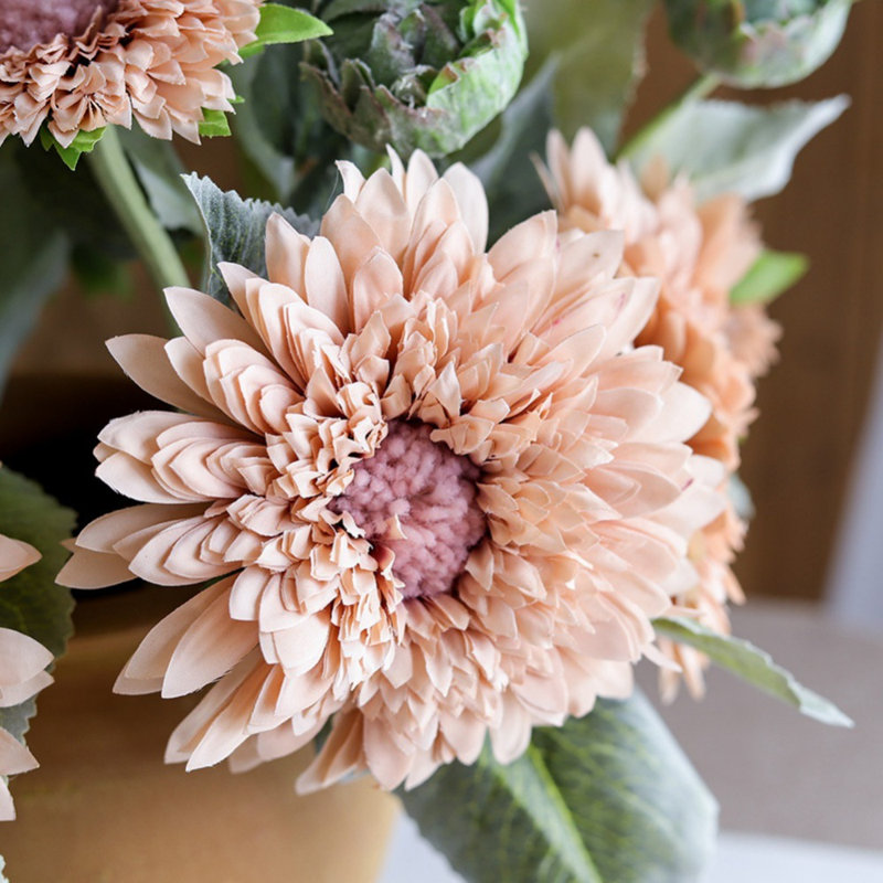 Un bouquet simulé de peintures à l'huile de tournesols, Rose