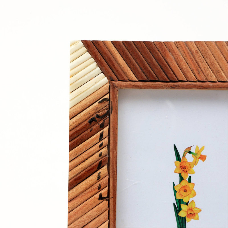 Symmetry Spectrum Picture Frame