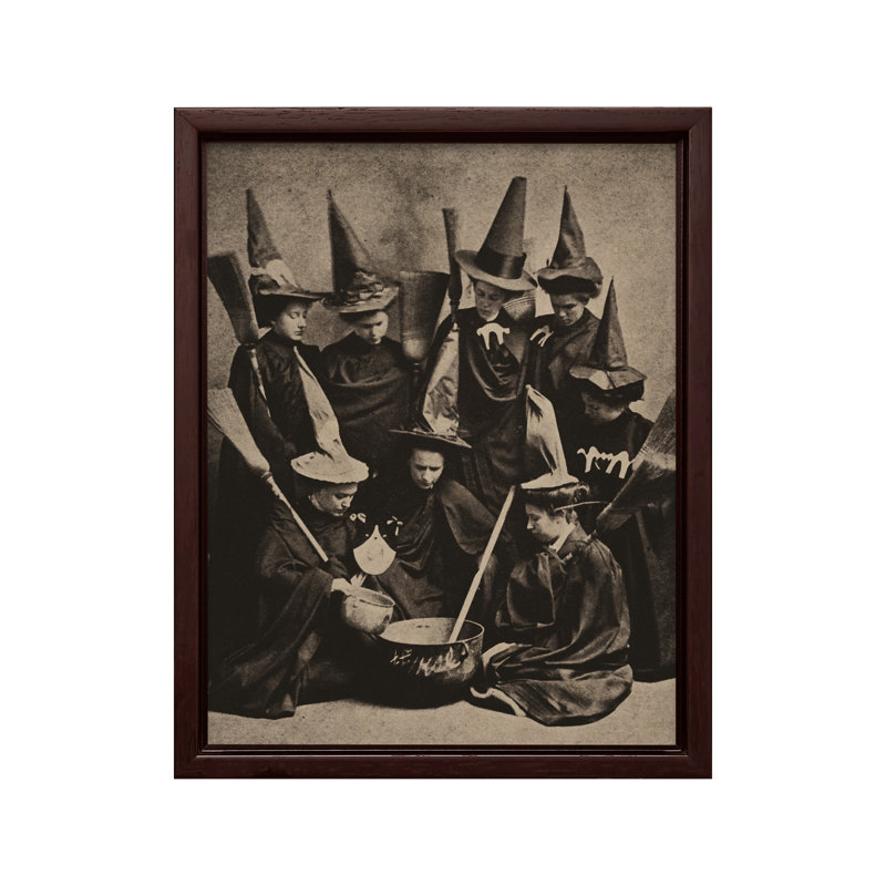 Sorcières en cuisine, Poster, 11"H x 14"W, Brown Framed