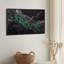 Art mural sur toile noir et vert à motif abstrait texturé avec veines dorées-133551424