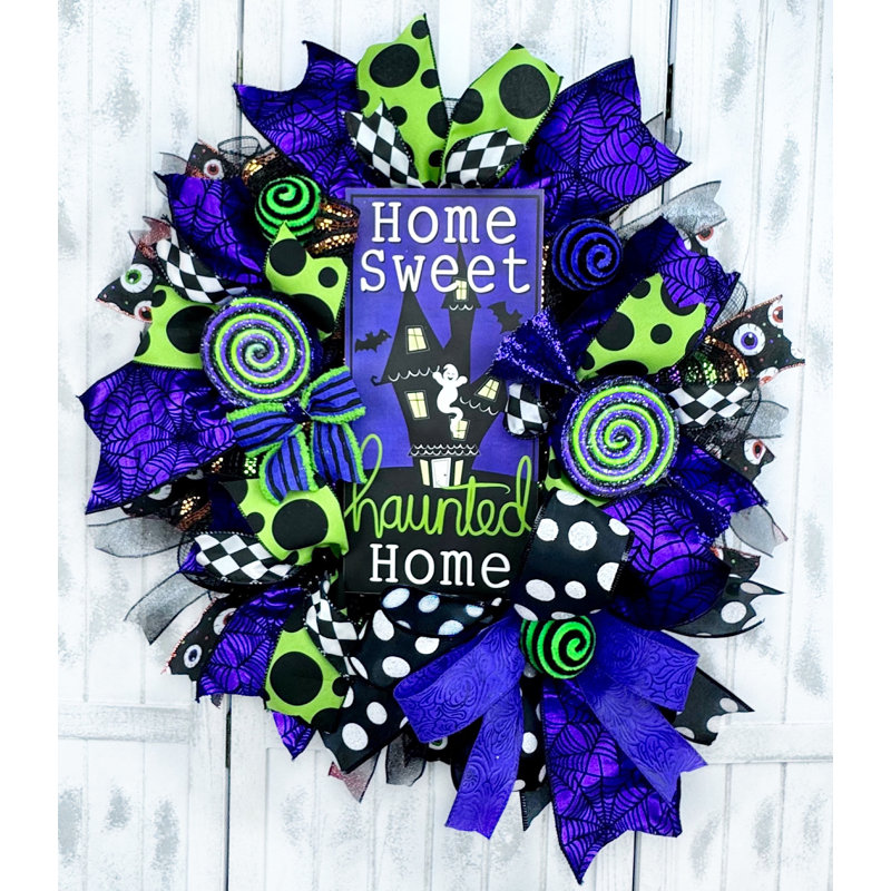 Couronne en maille décorative lumineuse Haunted Home