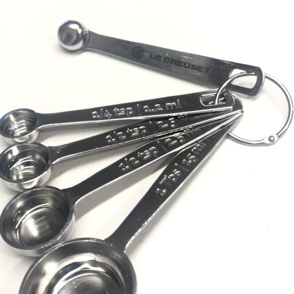 Le Creuset 5-Piece Stainless Steel Measuring Spoons Set