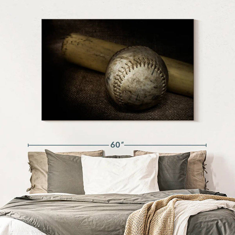 Sireci Softball Bat, 34" H x 51" W