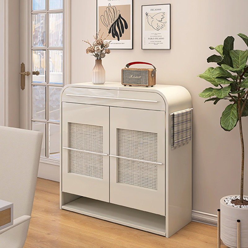 Buffet décoratif minimaliste crème