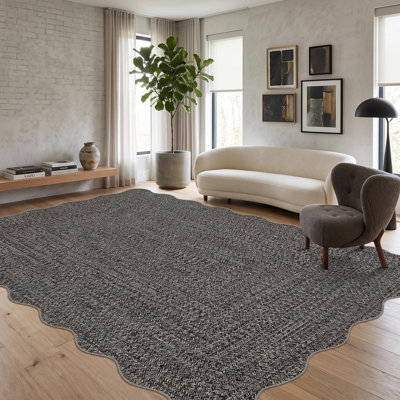 Tapis tissé 183 x 274 cm avec envers antidérapant en TPR, idéal pour le salon, la chambre à coucher, la cuisine, l'entrée, la salle à manger et le couloir. Lavable à la machine, ce tapis minimaliste et doux, de style ferme, est facile à ranger et offre un gain de place. Couleur gris-brun.