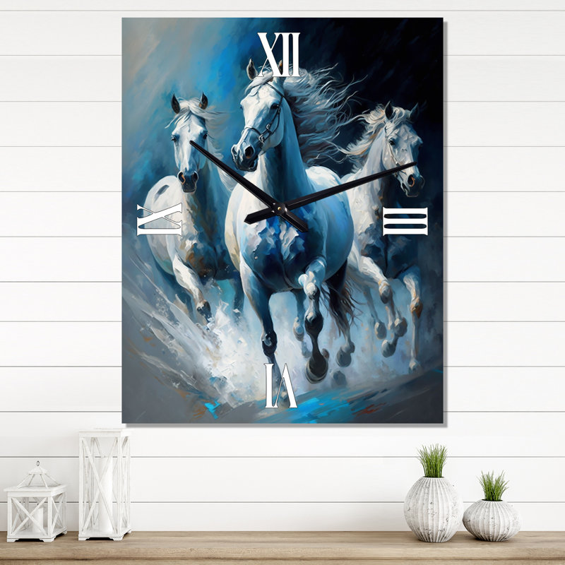 Très grande horloge murale Isaura, H 28 po x l 12 po