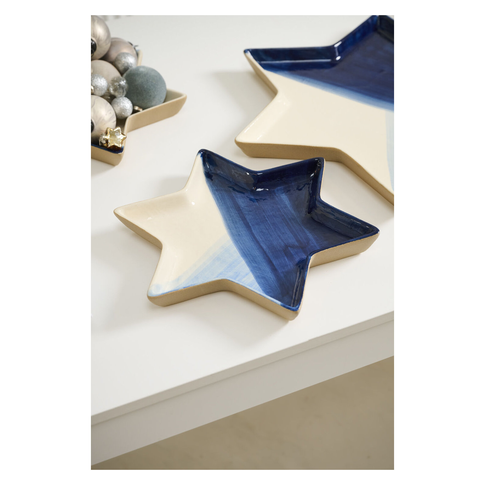 Magen Platter, 1.50" H x 14" W x 14" D