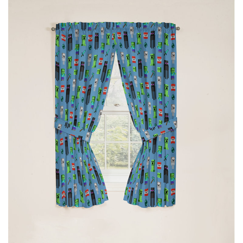 Level Up Minecraft Monster Hunters 63 In Drapes