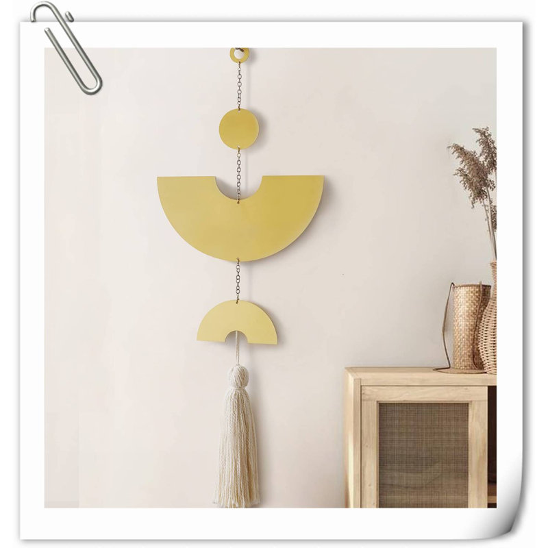 Wall Decor on Metal, Gold