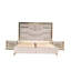 Grand lit tapissier de style moderne