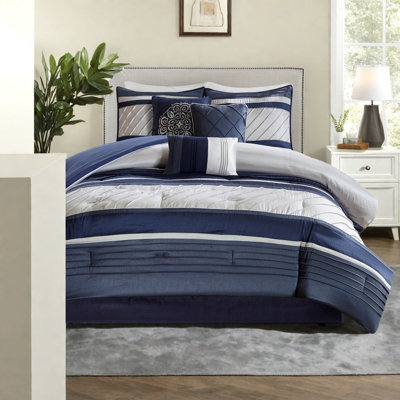 Elegant 7-piece Bedding Sets, Polyester Comforter With Faux Silk Finish For All-season Use