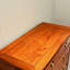 Commode d'appoint moderne en bois massif avec rangement en bois massif