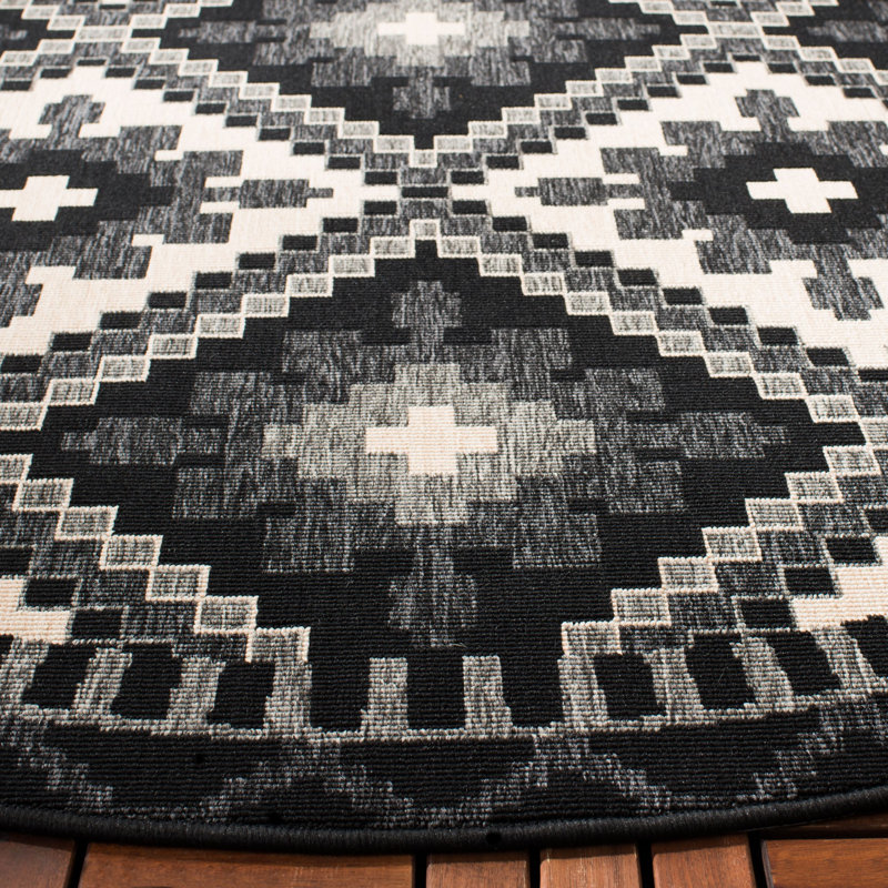 Northpoint Veranda Performance Southwestern Indoor/Outdoor Area Rug, Round 6'7"