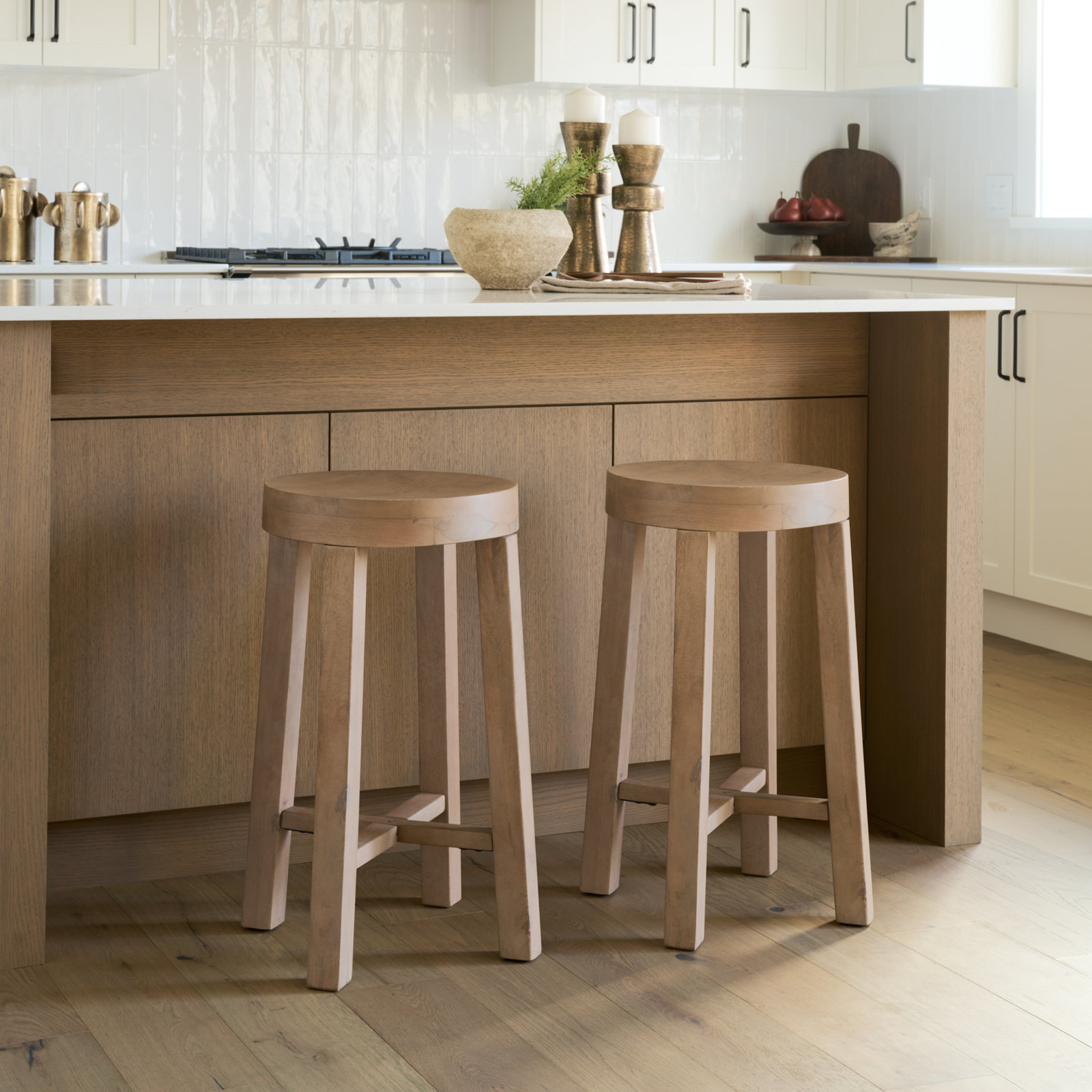 Derrek Bar Stool, Counter Stool (26” Seat Height)