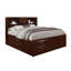 Lit luxueux et fonctionnel avec plusieurs solutions de rangement et tête de lit bibliothèque pour une expérience de chambre à coucher confortable et organisée.
