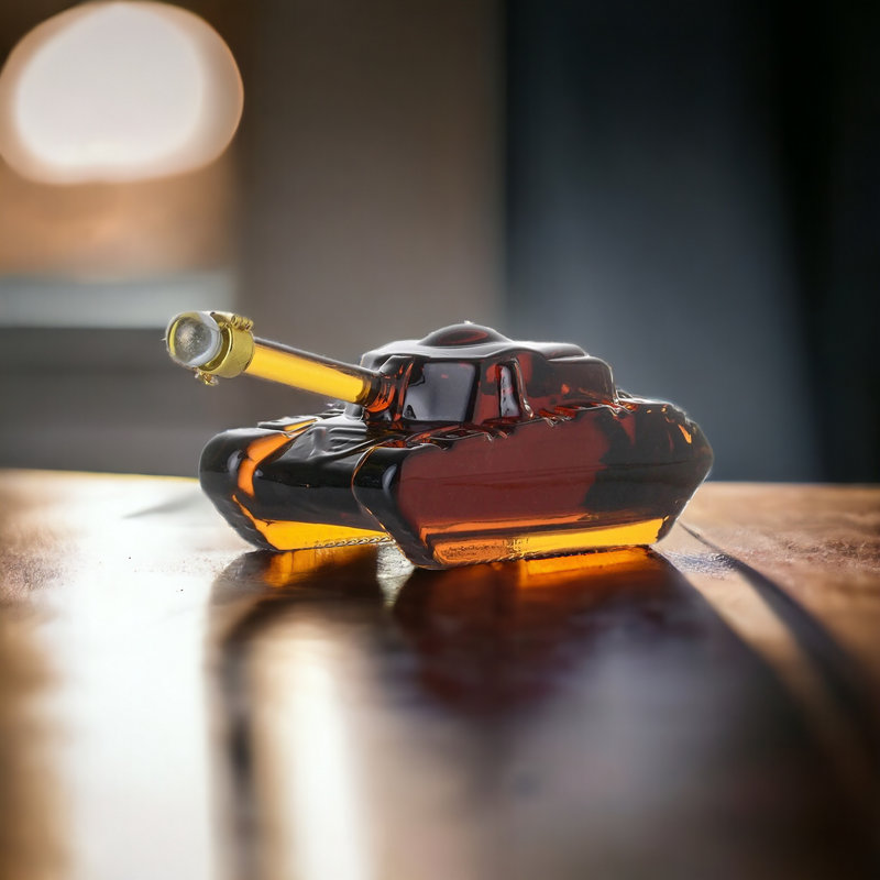 Tank 1L Whiskey Decanter
