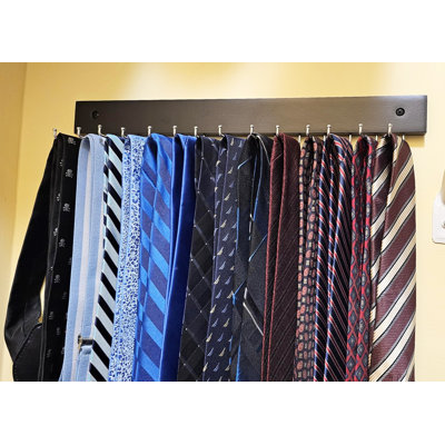Wall-Mounted Wood Tie & Belt Organizer – 14-Hook 180° Swivel Rack for Closet