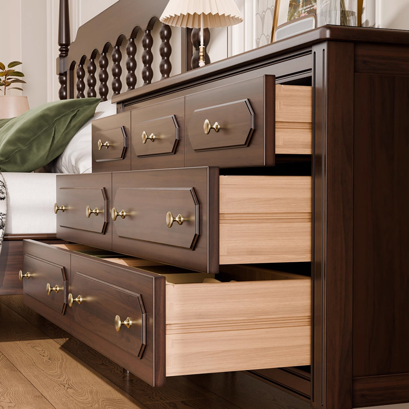 Commodes et commodes en noyer