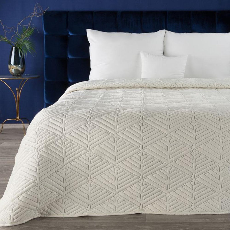 Bauerle Polyester No Pattern Bedspread, Cream