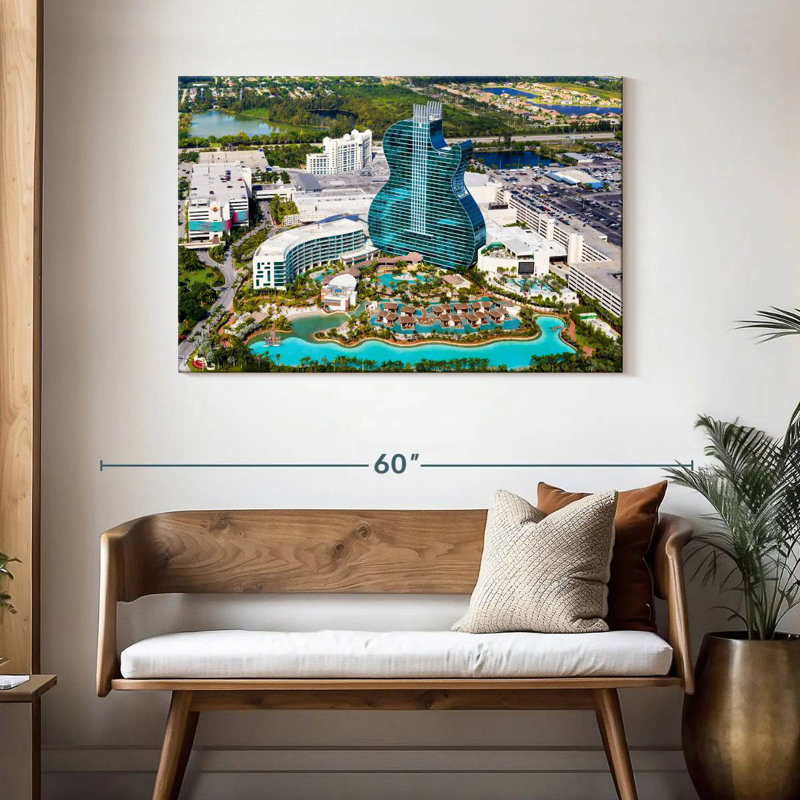 Sirci, Floride, architecture, H 30 po x l 45 po