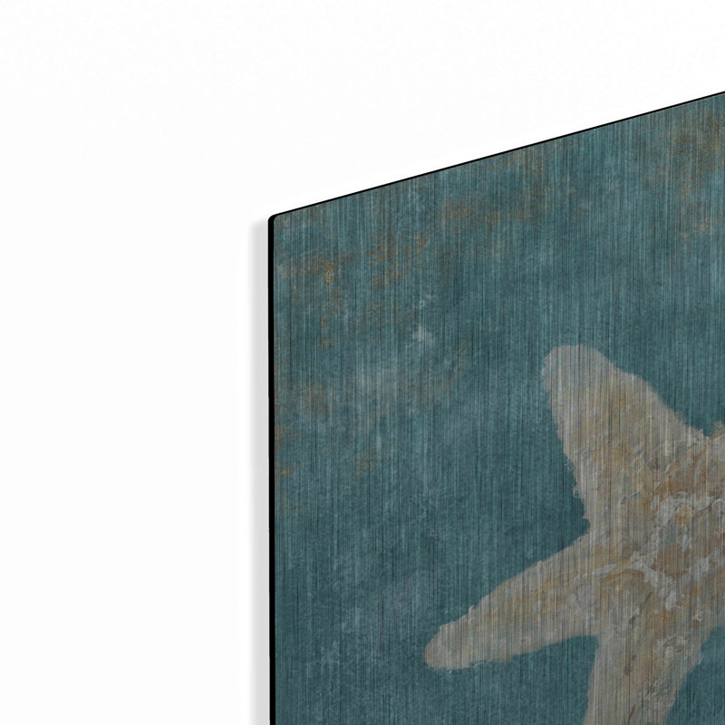 «Treasures From The Sea IV» par Danhui Nai, H 24 po x l 24 po