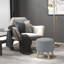 Rangement gris confortable pour le salon dans une maison polyvalente