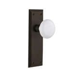 New York Plate with White Porcelain Door Knob