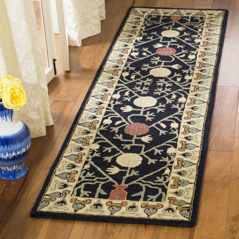 Wahcheechee Hand Tufted Wool Oriental Rug, Runner 2'3" x 8'