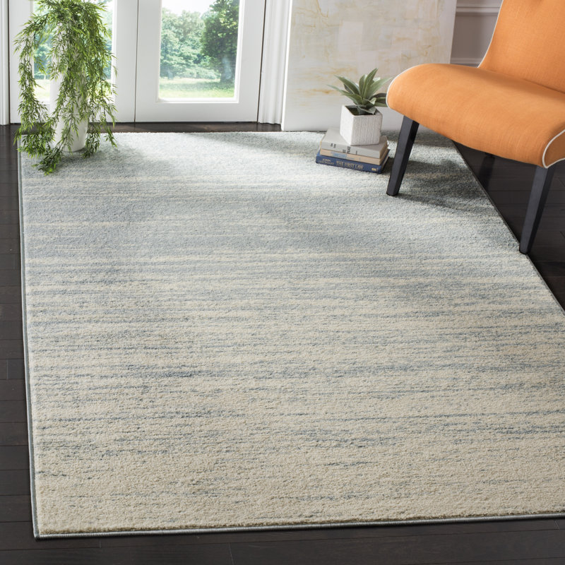 Fairlaine Ombre Area Rug, Rectangle 155 x 229 cm