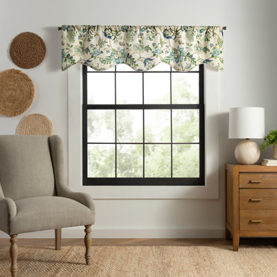 Jorma Floral Scalloped Window Valance