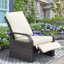 Chaise longue d'extérieur inclinable en aluminium et en osier PE avec coussin pour l'extérieur-417650627-446415219