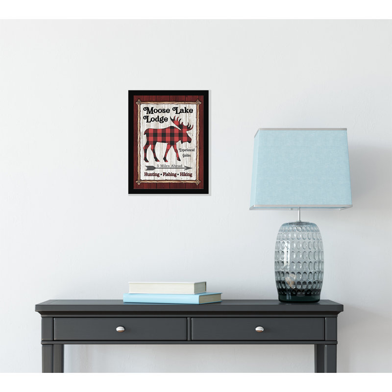 «Moose Lake Lodge» par Laurie Furnell - impression sur toile, H 12 po x l 9 po x P 1 po, Papier encadré noir, Pas de tapis
