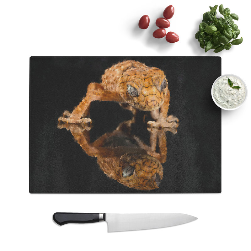 Rough Knob Gecko Lizard Painting Chopping Board, 0.4cm H x 28.5cm W x 39cm L