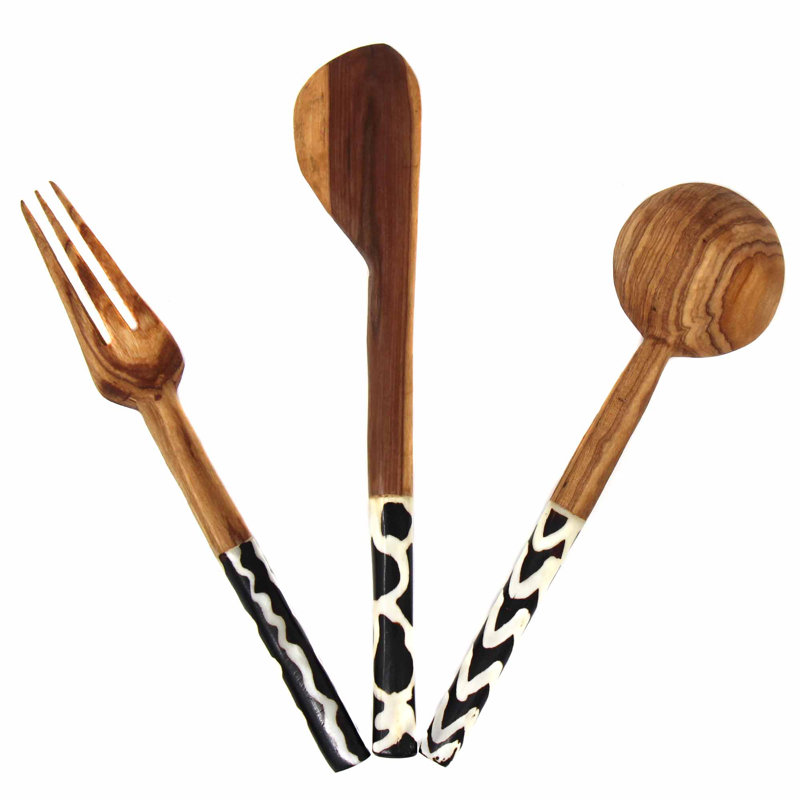 Ensemble de 3 apéritifs en bois d'olivier (fourchette, cuillère, épandeur)